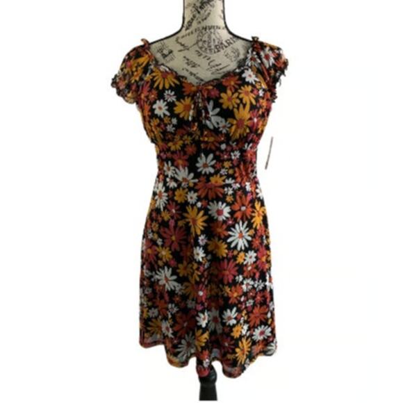 No Boundaries Junior's Large 11/13 Mini Dress Floral Print Padded NEW - Picture 1 of 10